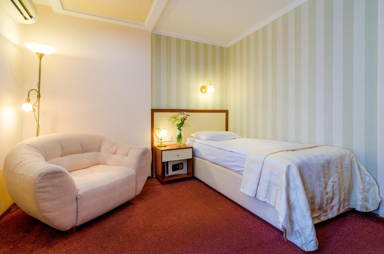 Raziotel Krivij Rih Kültér fotó