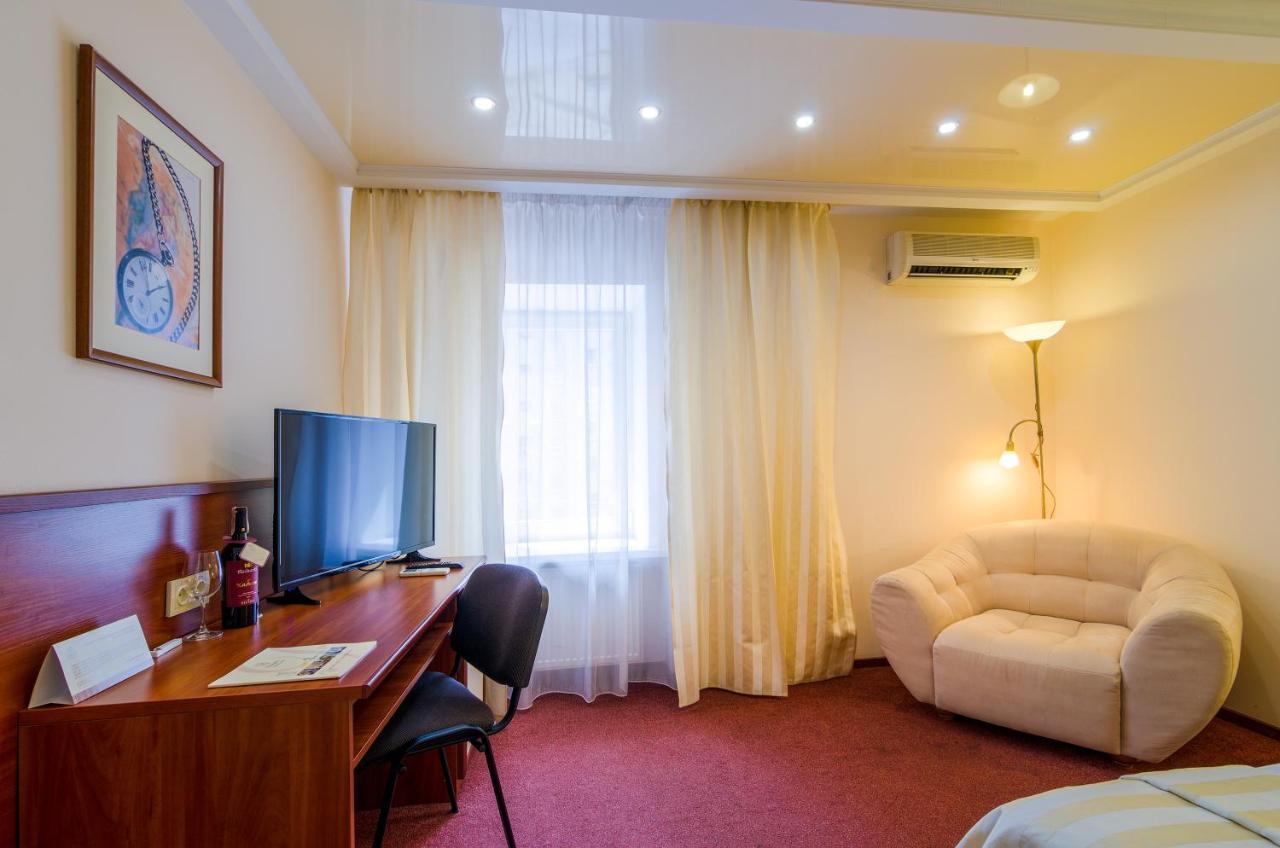 Raziotel Krivij Rih Kültér fotó