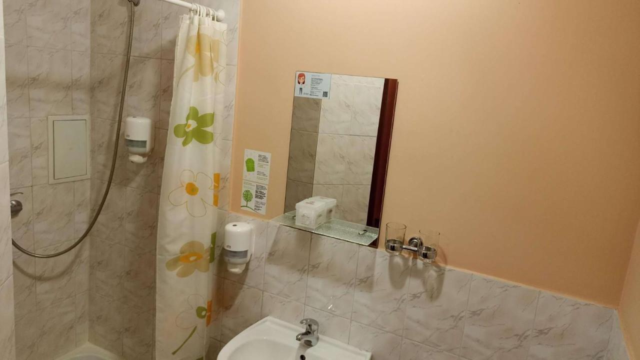 Raziotel Krivij Rih Kültér fotó