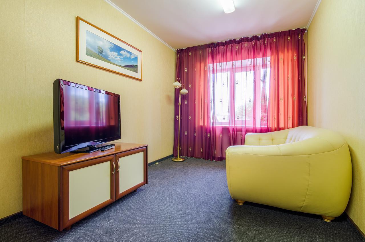 Raziotel Krivij Rih Kültér fotó